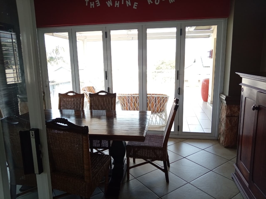 4 Bedroom Property for Sale in Caribbean Beach Club North West